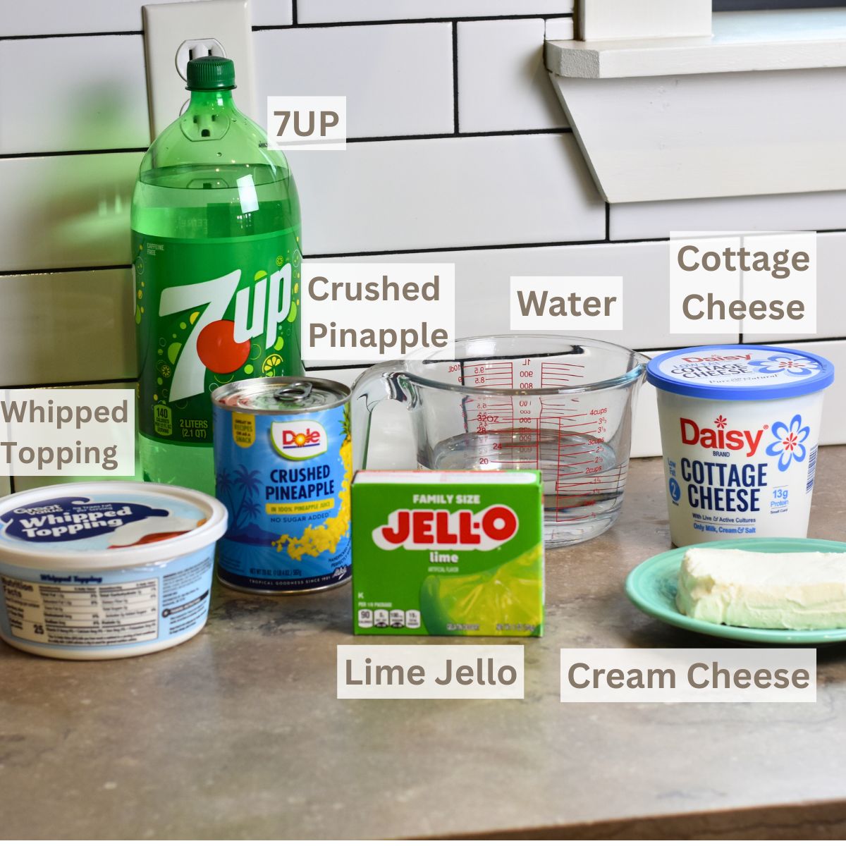 ingredients-7up-jello-salad Ingredients needed to make 7UP jello.