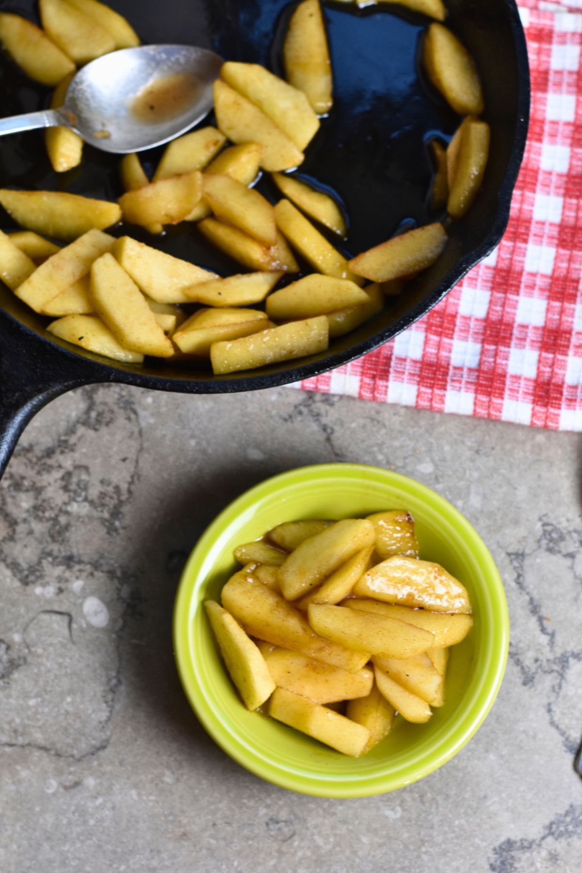 caramelized-apples-topped-with-cinnamon caramelized apples straight out of the cast iron skillet.